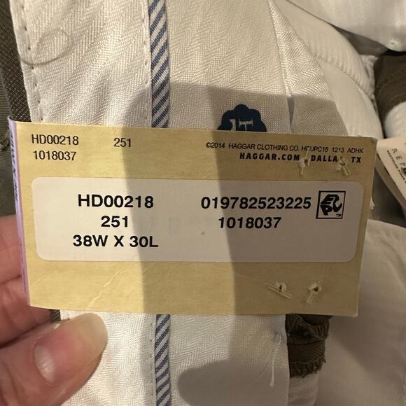 NWT Haggar Size 38x30 Dress Pants Olive Brown Classic Fit Plain Front Comfort - Picture 3 of 15